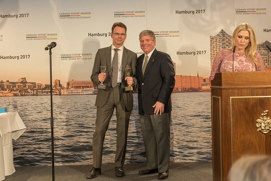 Weber Shandwick gewinnt Gold bei den Support Awards der German Stevie Awards 2017